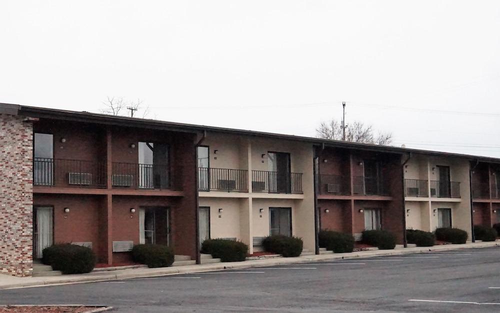 Travelodge By Wyndham Wytheville Εξωτερικό φωτογραφία