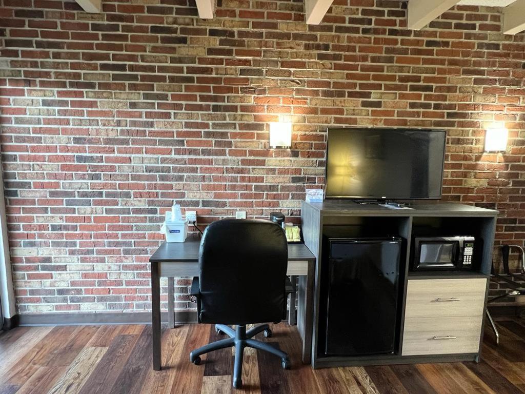 Travelodge By Wyndham Wytheville Εξωτερικό φωτογραφία