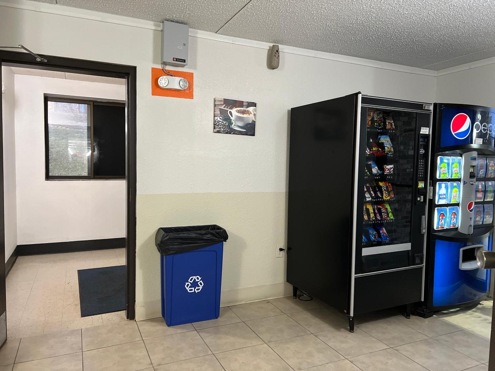 Travelodge By Wyndham Wytheville Εξωτερικό φωτογραφία